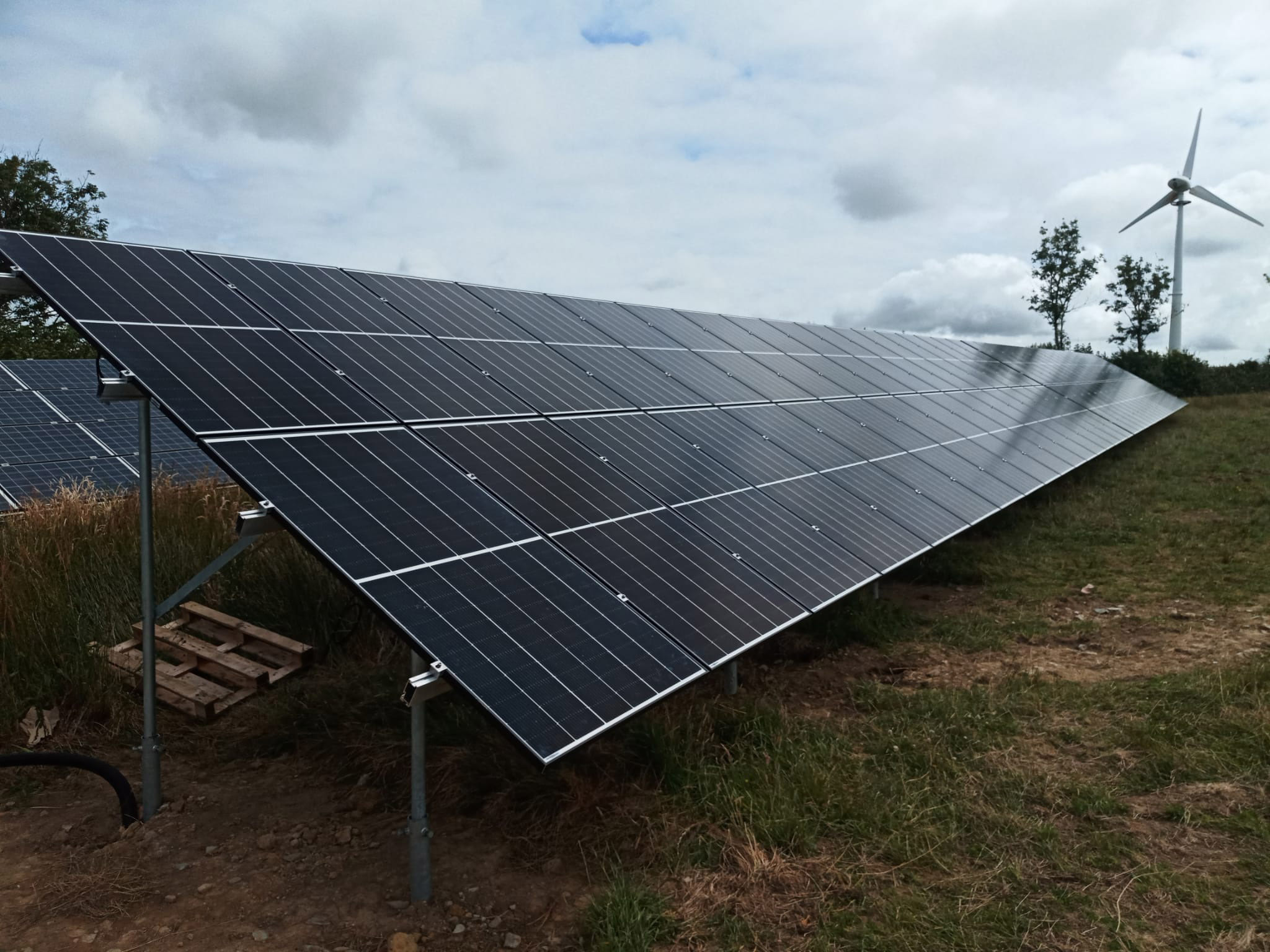 Hill Farm: Enhancing Existing Solar & Wind with Battery Storage for Maximum Energy Independence image 3